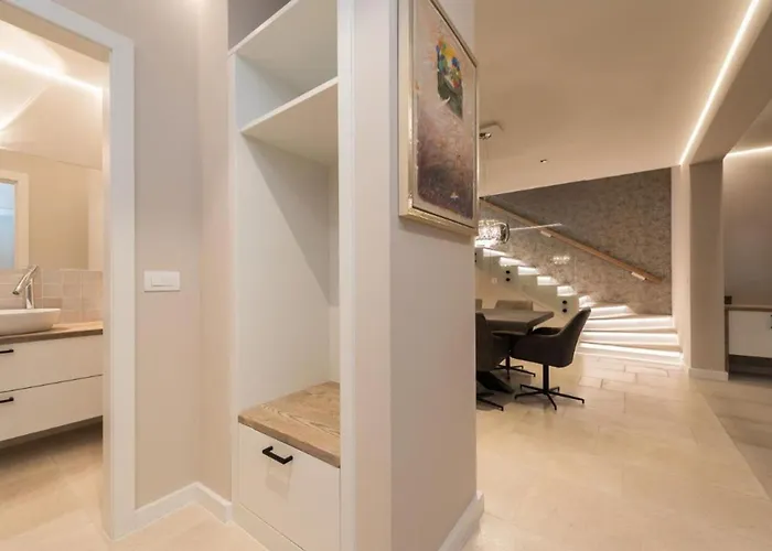 Four Seasons Вилла Врси