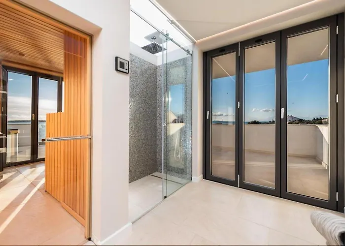 Вилла Four Seasons *